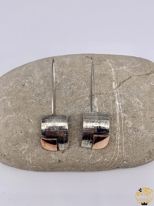 Ohrringe mit zweifarbigen Rechtecken in Kupfer